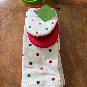 Kate Spade Polka Dot Kitchen Towel and Oven Mitt Set - NWT